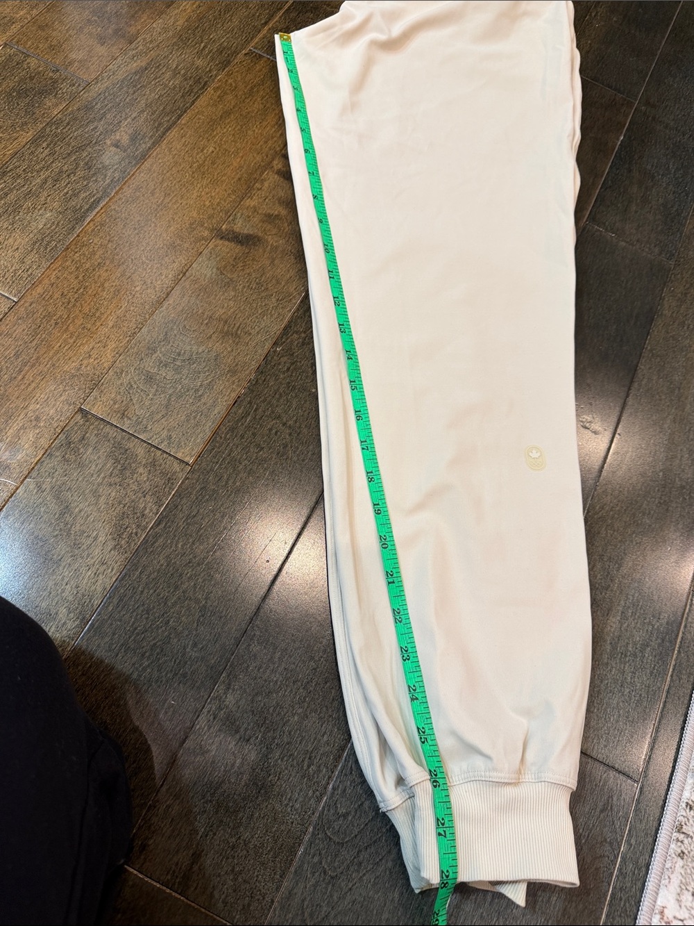 Team Canada Lululemon athletica joggers - Picture 6 of 11